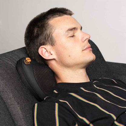 massagekissen_flexpillow_zu_Hause_massieren